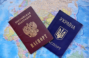 Украина может ввести жесткий визовый режим с РФ