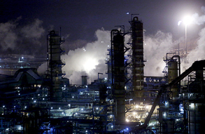СМИ: Эр-Рияд рискует сам стать жертвой начатой им же войны нефтяных цен