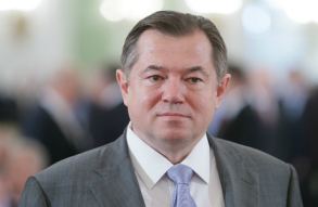 Глазьев призвал остановить падение рубля. Поможет ли России фиксированный курс?