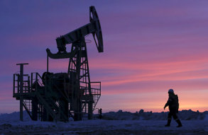 Пошлина на экспорт нефти из РФ выросла до $66 за тонну