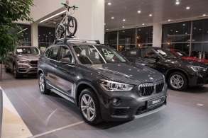 Ночная продажа BMW
