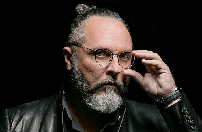 Режиссер Грымов: рекламу я делал мозгами, а спектакли — сердцем