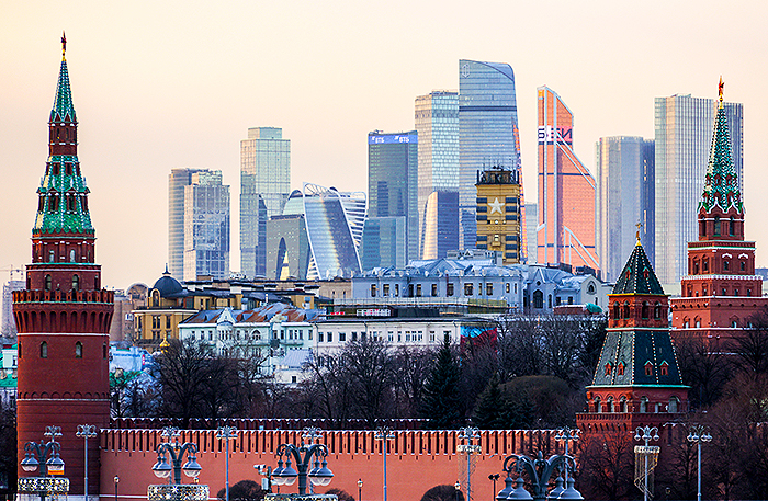 Недельный калейдоскоп: из современной Москвы в историческую Россию