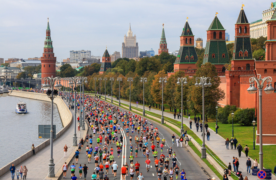 Московский марафон. Забег на дистанцию 42,2 километра.
