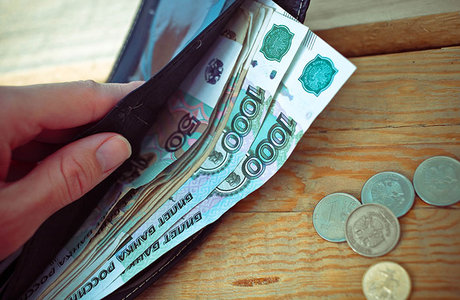 Росстат: в первом квартале доходы населения упали на 2,3%