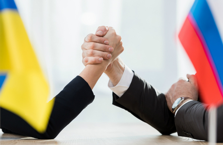 Какие настроения царят на Украине и в Европе накануне встречи в «нормандском формате»?
