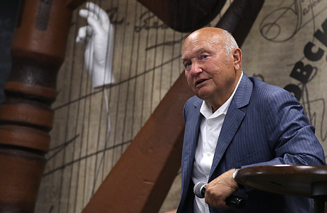 «Он был настоящим отцом Москвы». Умер Юрий Лужков