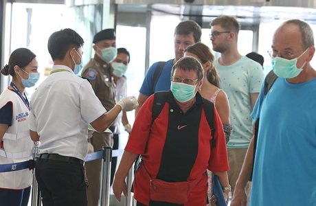 «Интерфакс»: Россия полностью ограничит международное сообщение с 4 апреля