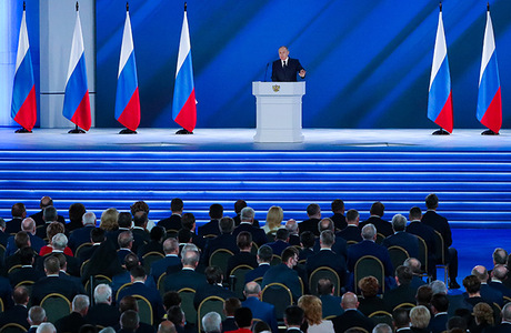 Дороги, кредиты, налоги: основные тезисы экономической части послания Путина