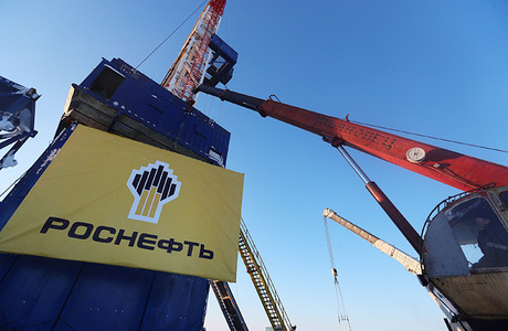 Акции «Роснефти» вышли в лидеры торгов на Мосбирже