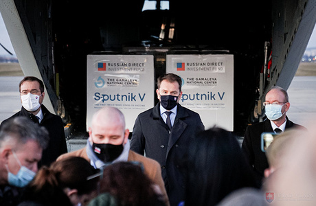 Бразилия решилась одобрить «Спутник V», а Словакия уже начинает применять его