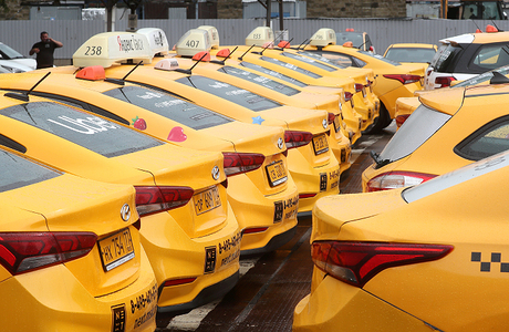 «Яндекс.Такси» повышает тарифы и комиссию в ряде регионов