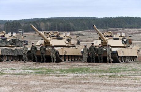 Польша никак не может получить немецкие танки Leopard взамен переданных Украине