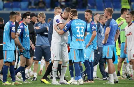 Девятый тур премьер-лиги: второе поражение чемпиона, лидеры из провинции и ЦСКА в нижней части таблицы