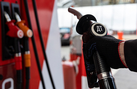 Правительство предложило повысить заградительную пошлину на экспорт нефти