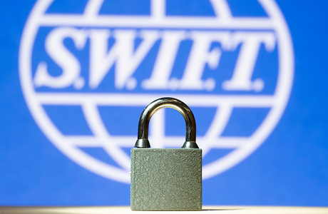 ЕС в следующем пакете санкций хочет отключить SWIFT работающим в РФ банкам