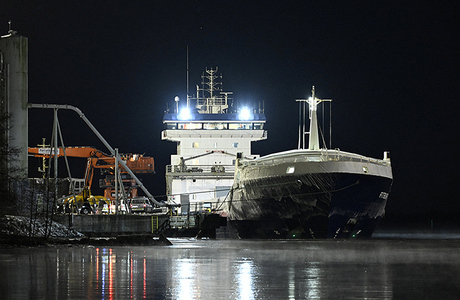 Судно из Санкт-Петербурга задержали в Финляндии по делу о повреждении кабеля