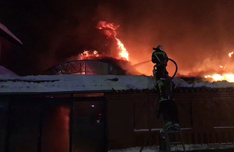 Пожар уничтожил рынок «Щедруха» в Сергиевом Посаде