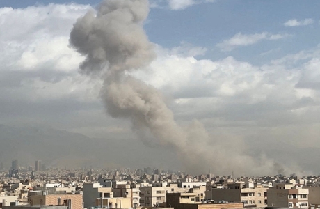 Трамп: США начали масштабную военную операцию против Ирана