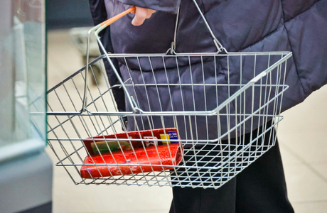 Инфляция в РФ немного замедлилась на фоне крепкого рубля