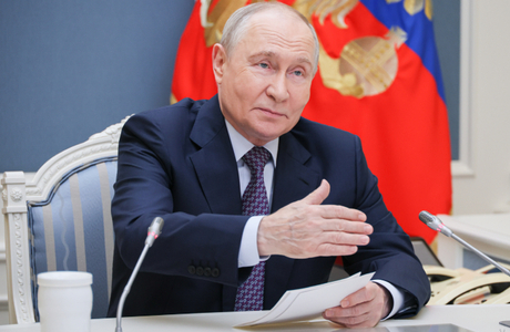 Налоговые вычеты, инвестиции и гостиницы — о чем бизнес просил у Путина на форуме «Деловой России»