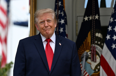 Трамп заморозил «адские санкции» против России