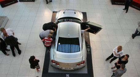 Nissan отказывается от участия в выставках. Фото: Walter Vandenhoute/flickr.com