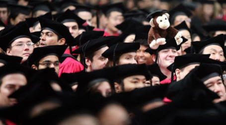 Выпускники. Фото: AFP