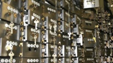 Средства Резервного фонда России будут инвестироваться в иностранные долговые обязательства. Фото: synchronicity99/flickr.com