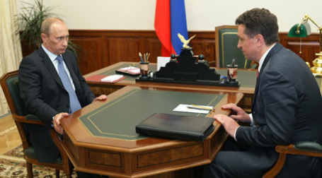 Валерий Гаевский на встрече с Владимиром Путиным прелдожил свое решение «зарплатного» вопроса. Фото: РИА Новости