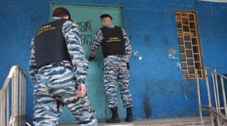 За первое полугодие было произведено свыше 33 тысяч арестов имущества должников. Фото: РИА Новости