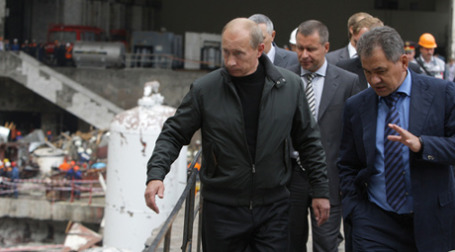 Владимир Путин недоволен как руководством СШГЭС, так и Ростехнадзором. Фото: РИА Новости
