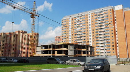 Подмосковные новостройки не хотят дешеветь. Фото: ИТАР-ТАСС
