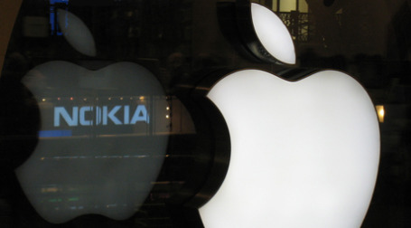 Nokia обвиняет Apple в попытке получить дополнительные доходы за счет своих инноваций. Фото: tim_d/flickr.com