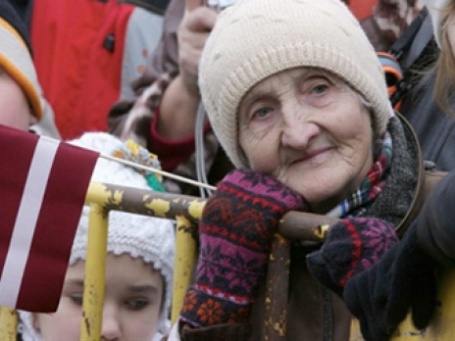 Латвия установит мировой рекорд падения ВВП: 18%. Фото: AFP