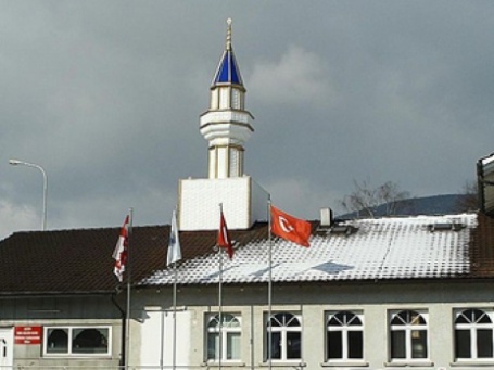 В Швейцарии всего 4 мечети имеют минареты. Фото: wikimedia.org