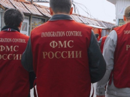Создание «Паспортно-визового сервиса» ФМС России санкционировано премьер-министром. Фото: РИА Новости