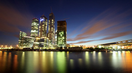 Руководство корпорации MIRAX GROUP грозит сократить этажность башни «Восток». Фото: РИА Новости