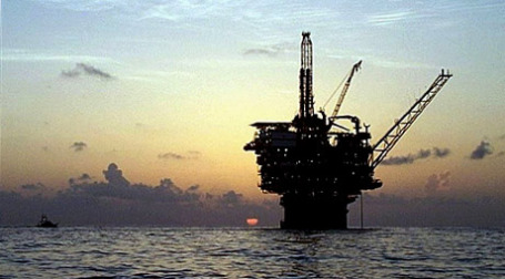 Платформа по добыче нефти. Фото: AFP