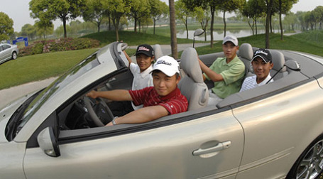 Volvo c70 на дорогах Китая. Фото: volvochinaopen.com