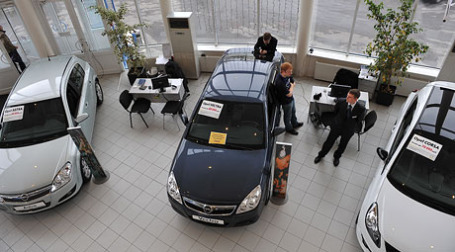 Работа автосалона General Motors. Фото: Митя Алешковский/BFM.ru