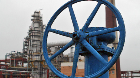 Беларусь опровергла информацию о том, что НПЗ республики не получают нефть из РФ из-за ценового конфликта. Фото: РИА Новости