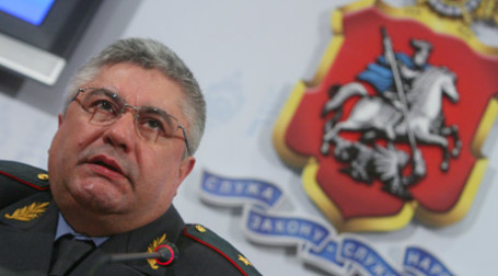 Начальник ГУВД по Москве генерал-майор милиции Владимир Колокольцев на пресс-конференции. Фото: Григорий Собченко/BFM.ru