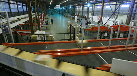 Интеллектуальный конвейер в Красногорске. Фото: Григорий Собченко/BFM.ru