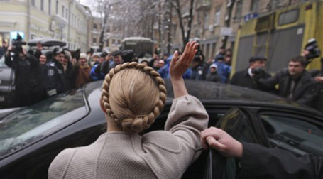 Юлия Тимошенко сегодня лишилась поста премьера. Фото: AP