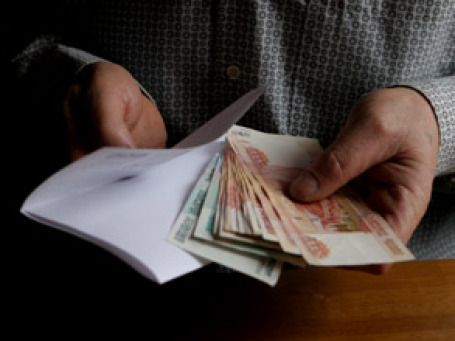 Руководитель нигде не зарегистрированной рабочей группы Госдумы РФ по борьбе с коррупцией в высших эшелонах власти получил срок за мошенничество. Фото: BFM.ru