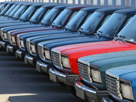 «АвтоВАЗ» соберет в апреле на 11% больше автомобилей, чем в мартеФото: РИА Новости