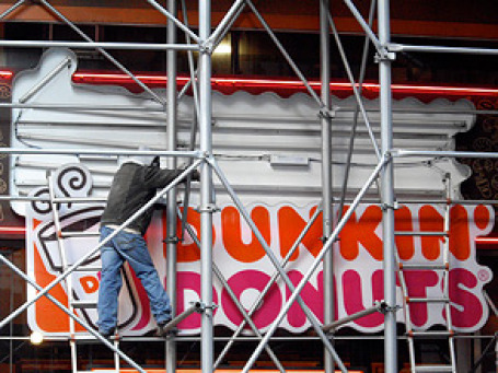 В Россию возвращается сеть кофеен Dunkin' Donuts. Фото: a_sorenseflickr.com