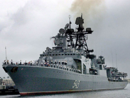 Моряки противолодочного корабля «Маршал Шапошников» успешно провели операцию по освобождению от пиратов российского судна. Фото: blackseafleet-21.com