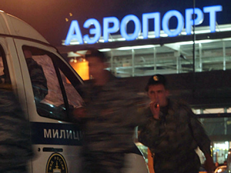 История, в центре которой оказались четверо сотрудников отделения по борьбе с преступлениями в сфере экономики УВД на ВВТ, началась 17 сентября 2008 года. Фото: РИА Новости